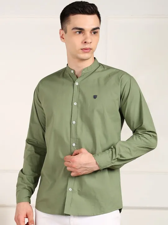 Men Slim Fit Opaque Casual Shirt